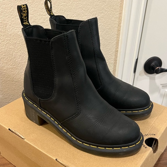 Dr. Martens Cadence Black Chelsea Boot - Picture 4 of 6